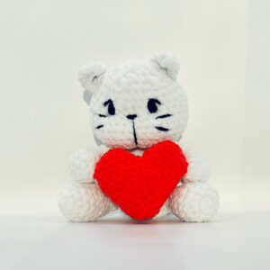 Gato Blanco Corazón